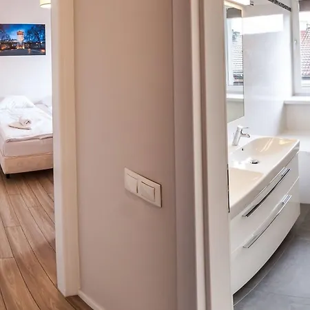 Emaus Aparthotel 3*