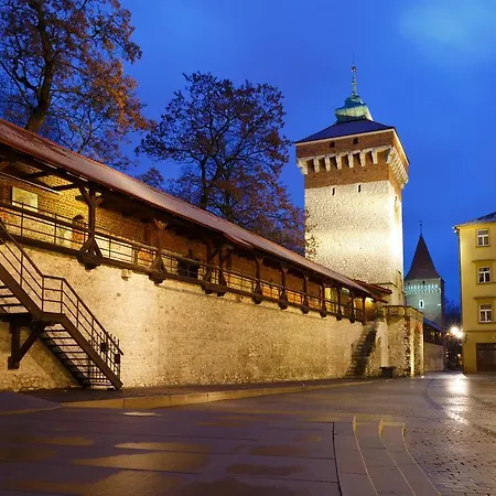 Aparthotel Emaus Krakov