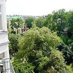 Emaus 3*