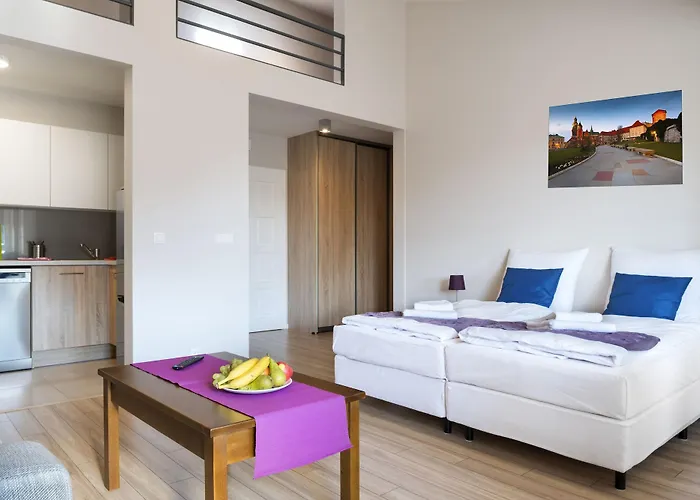 Hotel apartamentowy Emaus