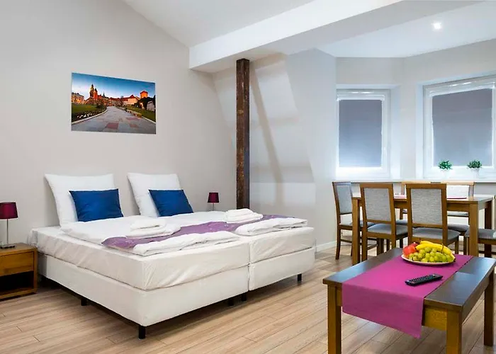 Hotel apartamentowy Emaus