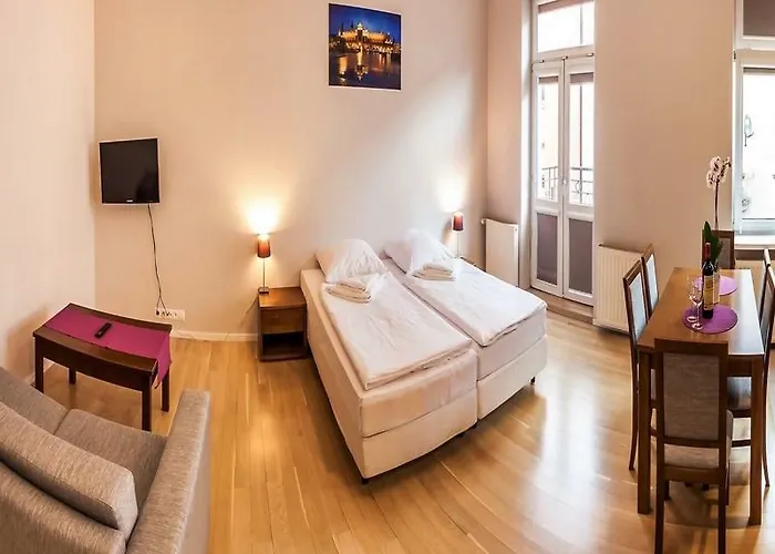 Emaus Hotel apartamentowy